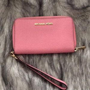 Michael Kors wristlet